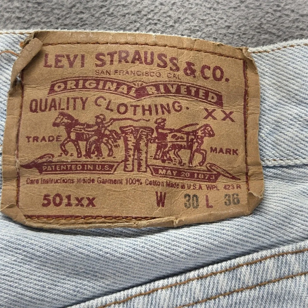 Levis 10599 important
